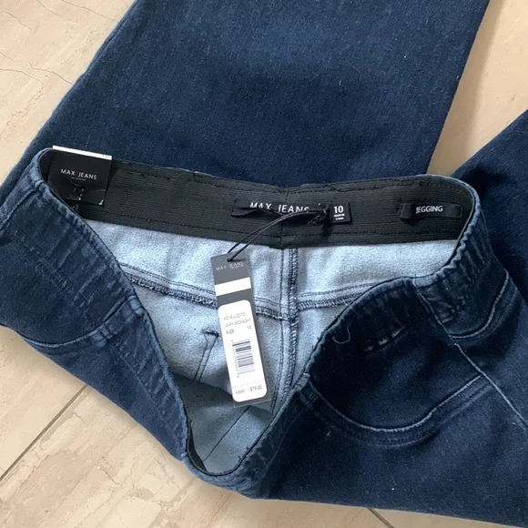 Jeans - Picture 3 of 3